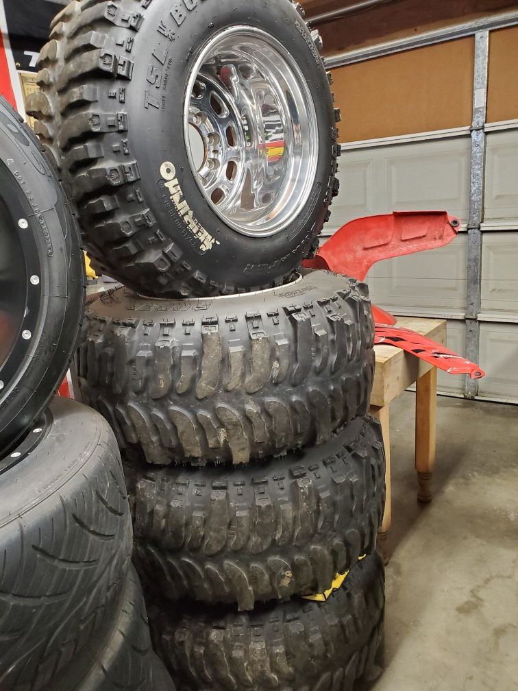 Weld Racing Sidewinder wheels 16.5x14 TSL Boggers