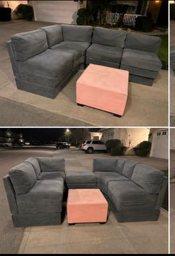 6 piece sectional cubical couch w ottoman