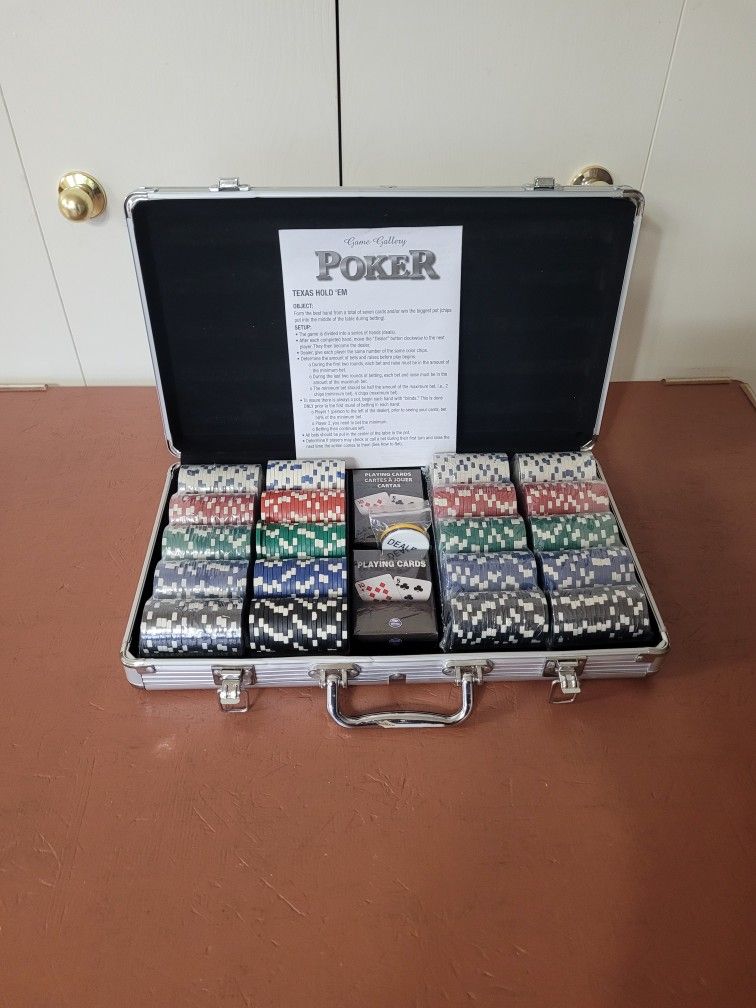 400 Poker Chip Set With Case