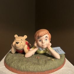 Winnie the Pooh (1999) Disney Figurine Collectable
