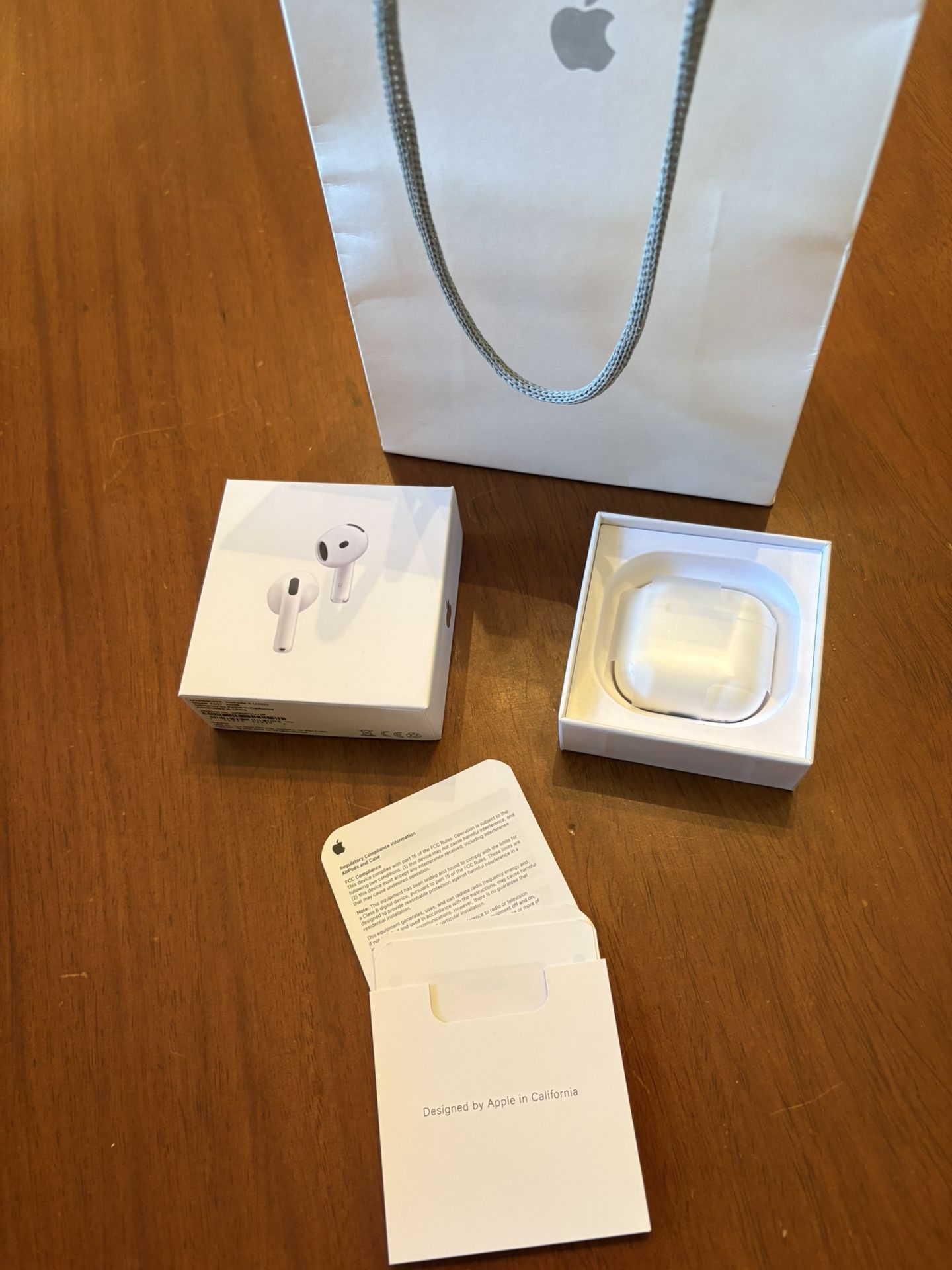 AirPod Pro 4 ANC (GOOD DEAL) OBO
