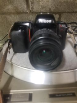 N50 Nikon Auto Camera Needs Battery Good Condition.  