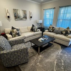 Complete Living Room Set For Sale