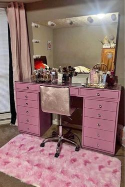 Pink Makeup Vanity with Hollywood Mirror