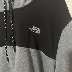 North Face Pullover Sweatshirt