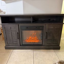 Holographic fireplace