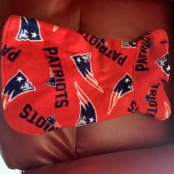 Dog sweater patriots medium