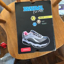 Brand New Brahma For Her Size 8 Steel Toe Shoes