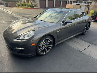 Porsche panamera hybrid