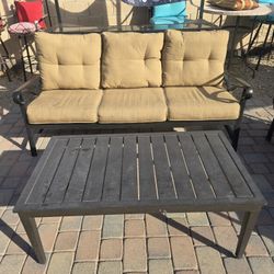 $300  BEAUTIFUL COUCH AND TABLE 