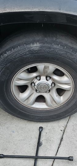 Toyota 4runner 16" Stock Rims