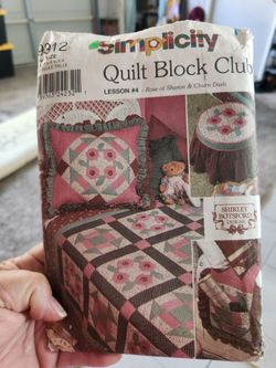 Simplicity Quilt Block Club Sewing Pattern #9912