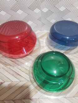 Tupperware set 25dls
