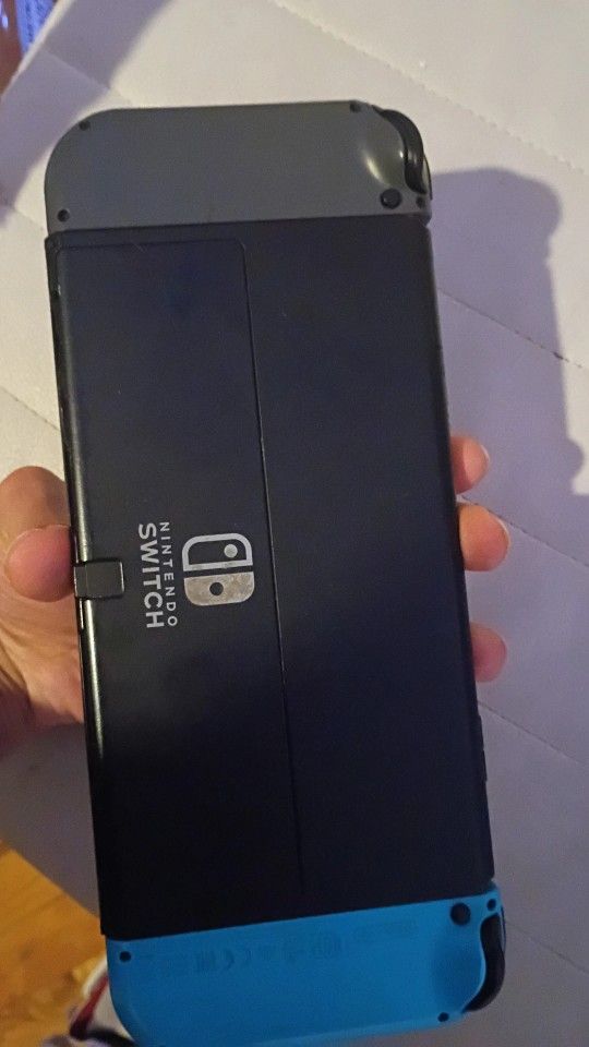 Nintendo Switch OLED