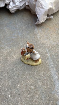 Vintage 1976 Enesco Doctor Mouse Porcelain Figurine Check Up Time