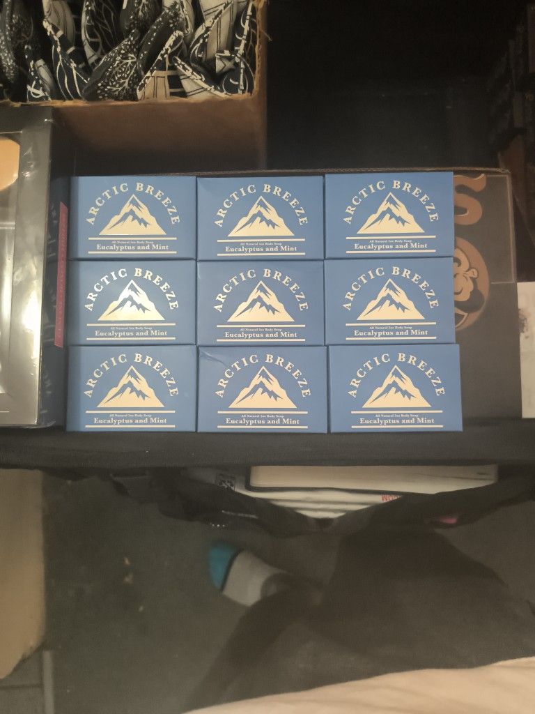 ALL NATURAL BODY SOAP - EUCALYPTUS & MINT