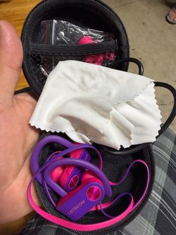 LETSCOM Wireless Earbuds with Case