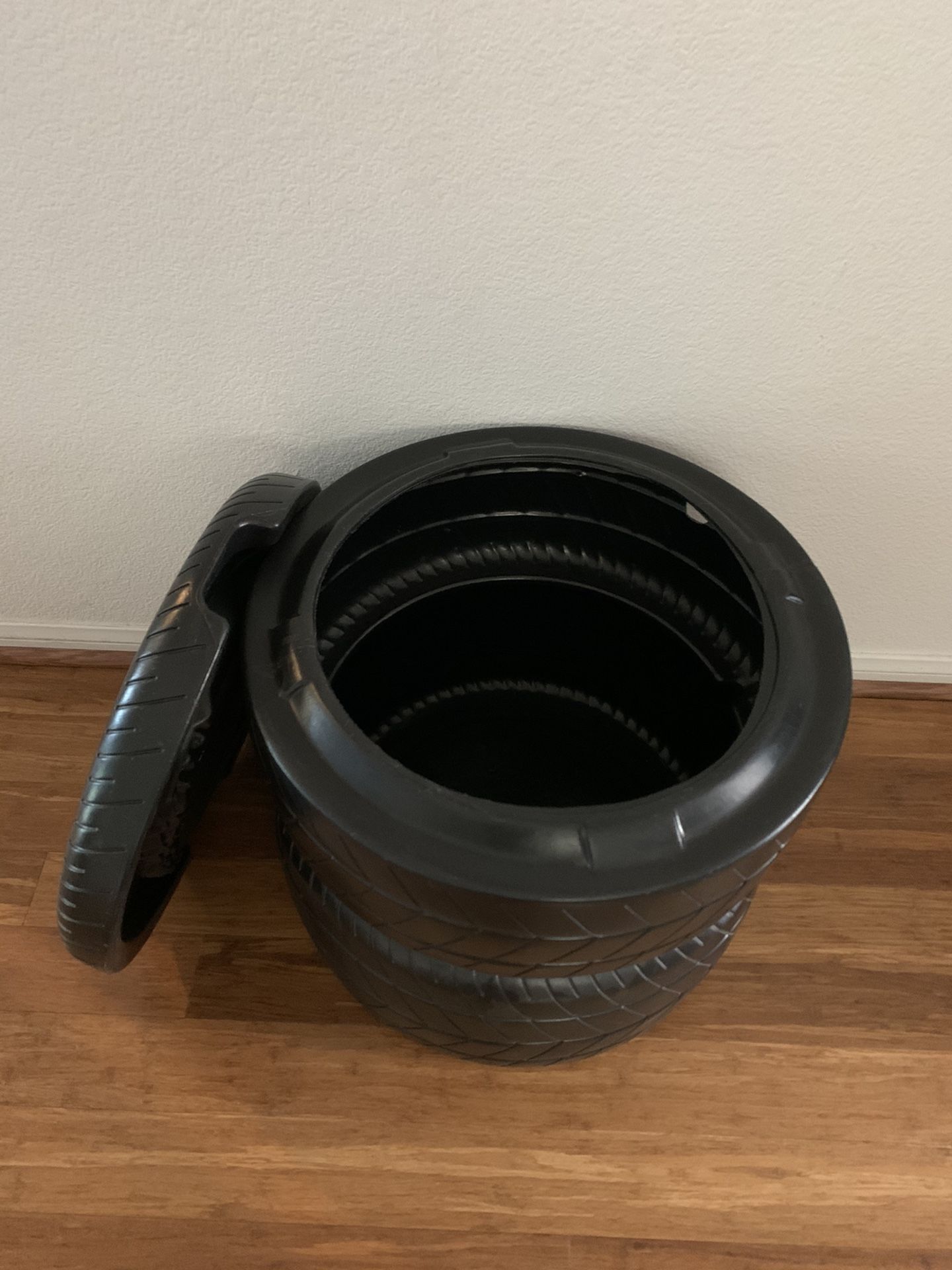 LITTLE TIKES TIRE TOY BOX for Sale in Henderson, NV OfferUp