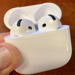 AirPods 4 with ANC …..!!!