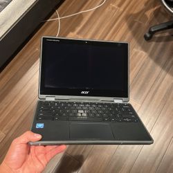 Touchscreen Chromebook