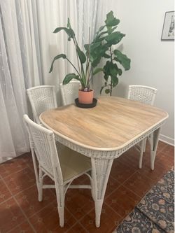 Vintage Wicker Dining Set (Refurbished)