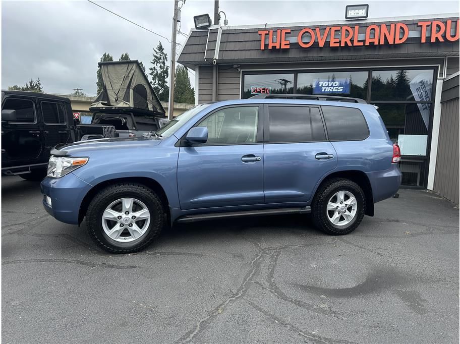 2011 Toyota Land Cruiser