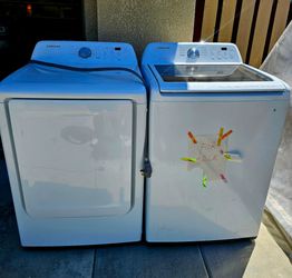 SAMSUNG WASHER & DRYER