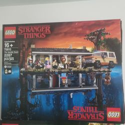 Lego stranger things the upside down 75810