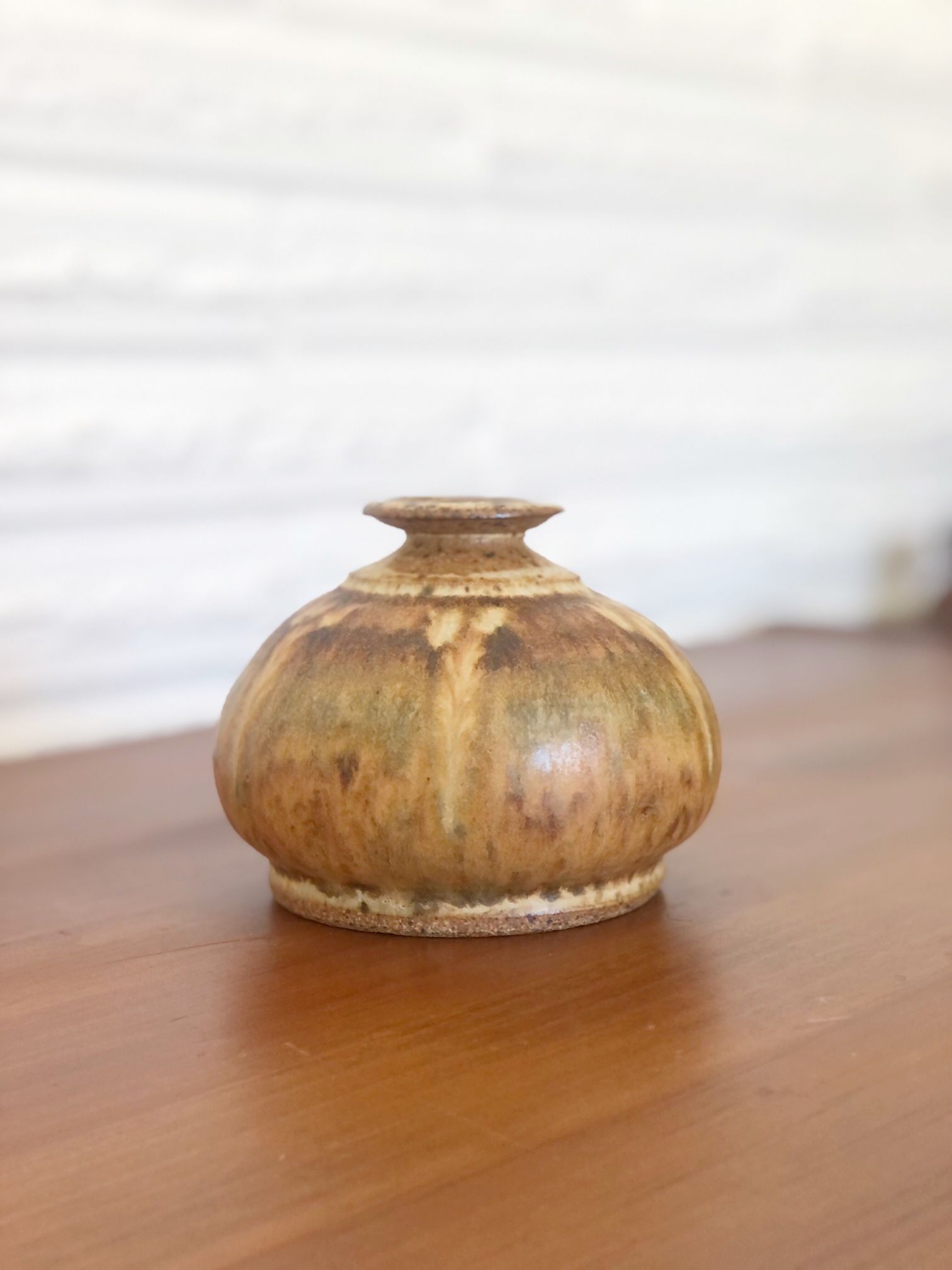 Stoneware bud vase in earth tones / 3.5” tall
