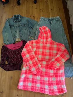 Bundle of girls clothes
