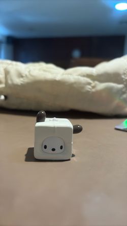 Small Cube Pochacco Collectible Figure