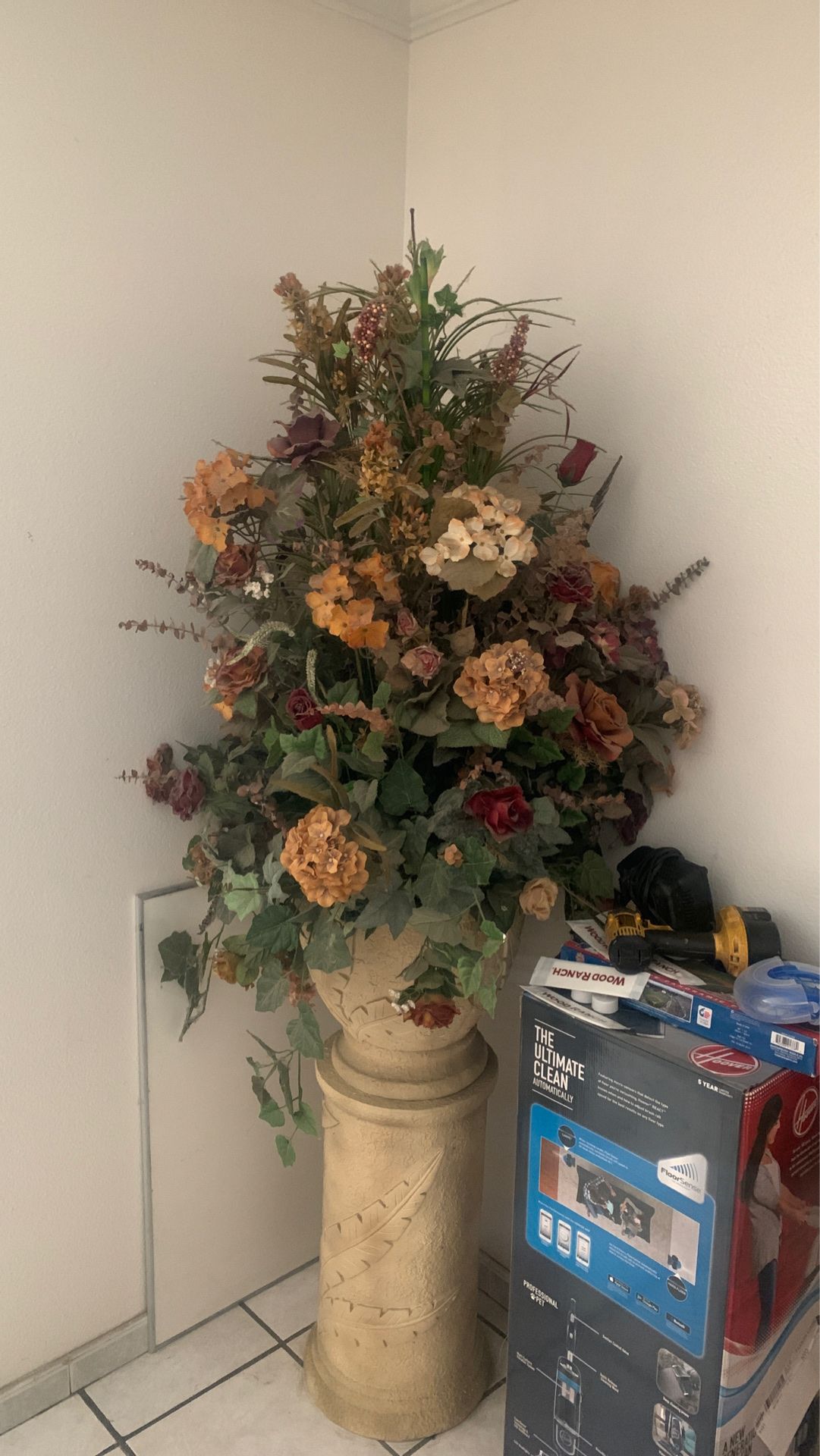 Artificial Flower arrangement