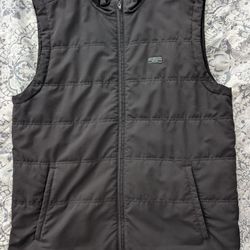 Travis Mathew Men's Zippered Vest Size L