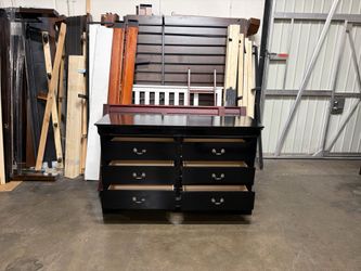 Dresser $160
