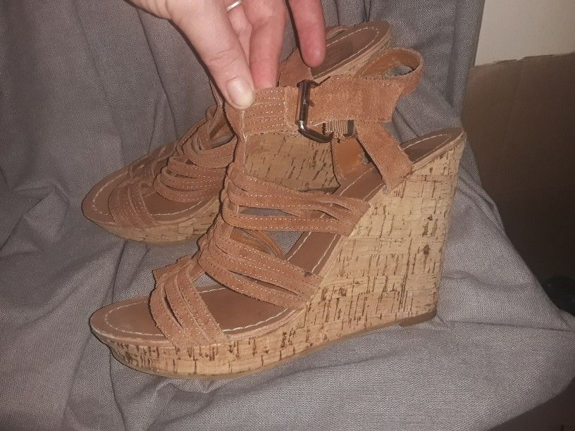 Wedges Size 8