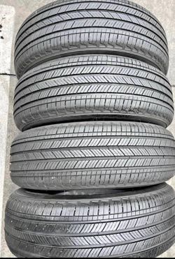 🎖️ 225 65 17 Michelin Tires Con 80% de Vida Las 4