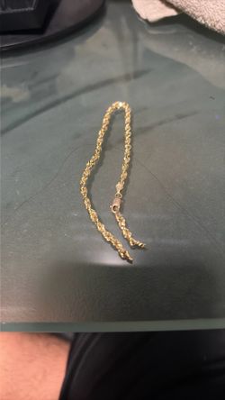 14k Gold Bracelet(broken)