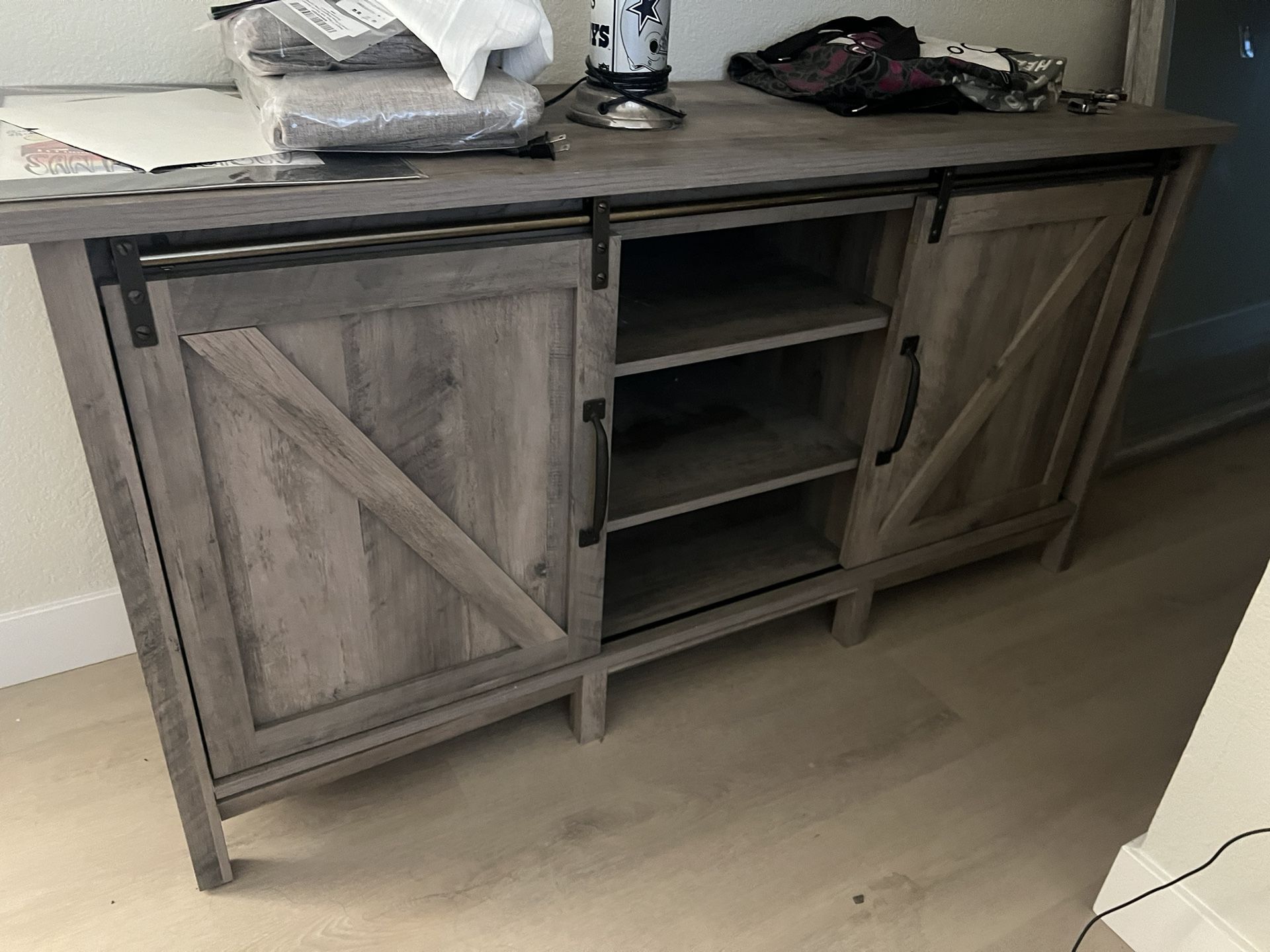 Tv Stand 