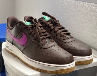 Shoes/sneakers