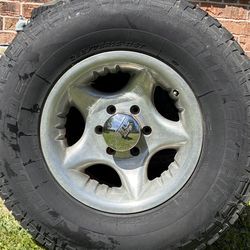 Eagle Alloy Wheels w/ Tires
