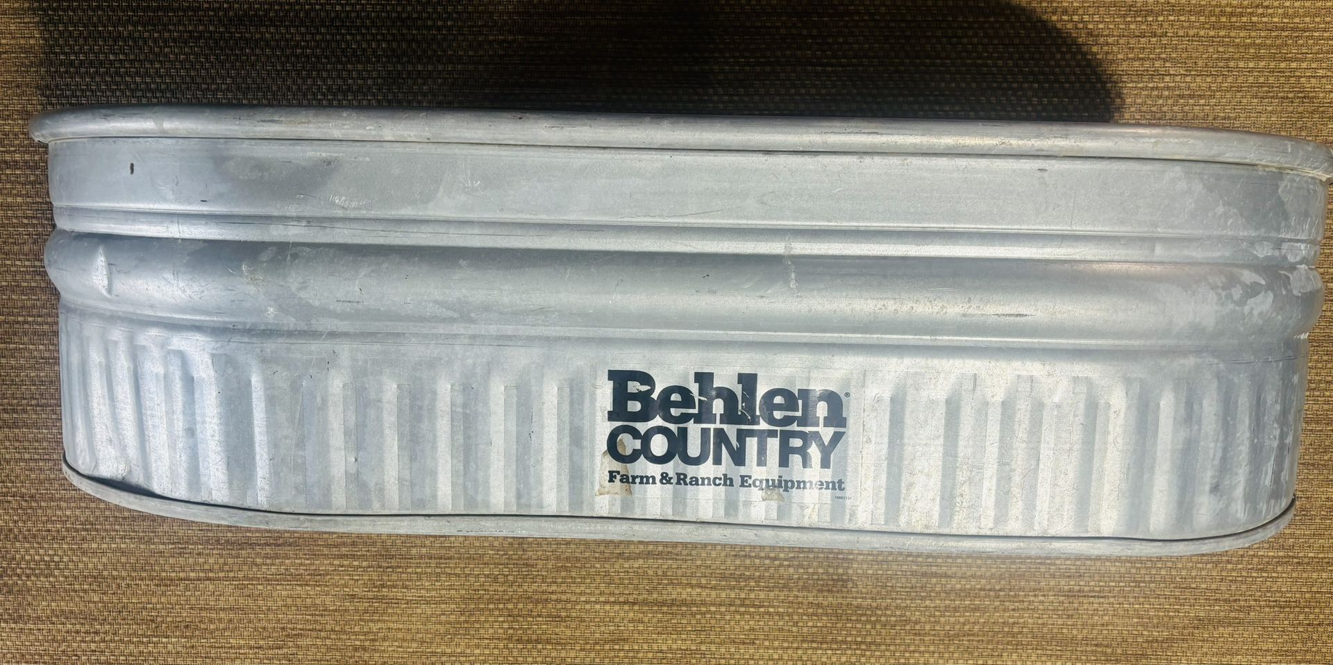 Behlen 44 Gal. Galvanized Tank
