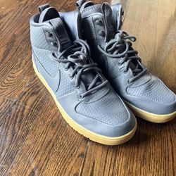 Nike air-force high