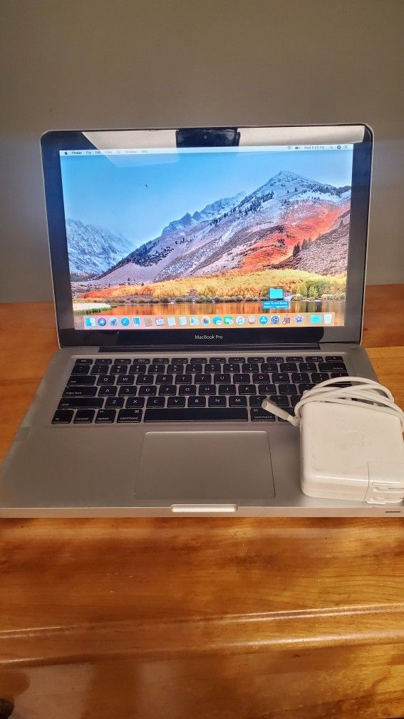 Apple MacBook Pro 13"