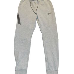 Nike tech fleece mens M Grey Joggers