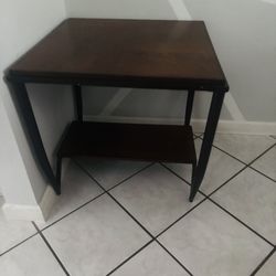 3 tables for 200$