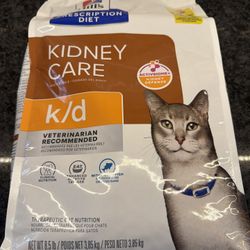 Hill’s Kidney Care k/d Dry Cat Food. 8.5lb Bag. Ocean Fish