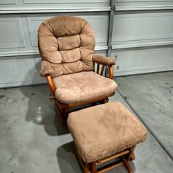 Rocking Chair w/ottoman 