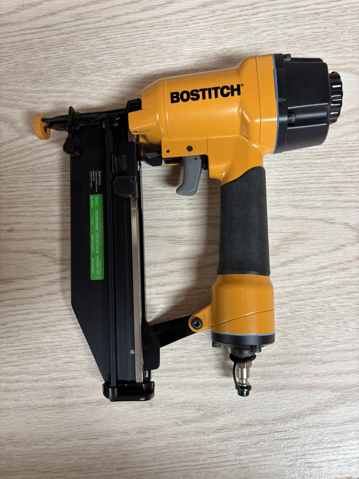 Bostitch SB-1664FN Finish Nailer