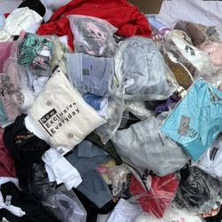 Mixed Clothing Pallet – All New & Different Styles!