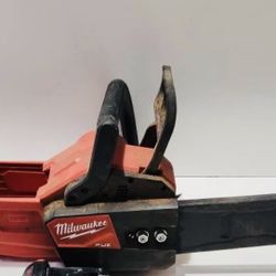Milwaukee M18 Fuel 16" Chainsaw  w/ Extra Blade